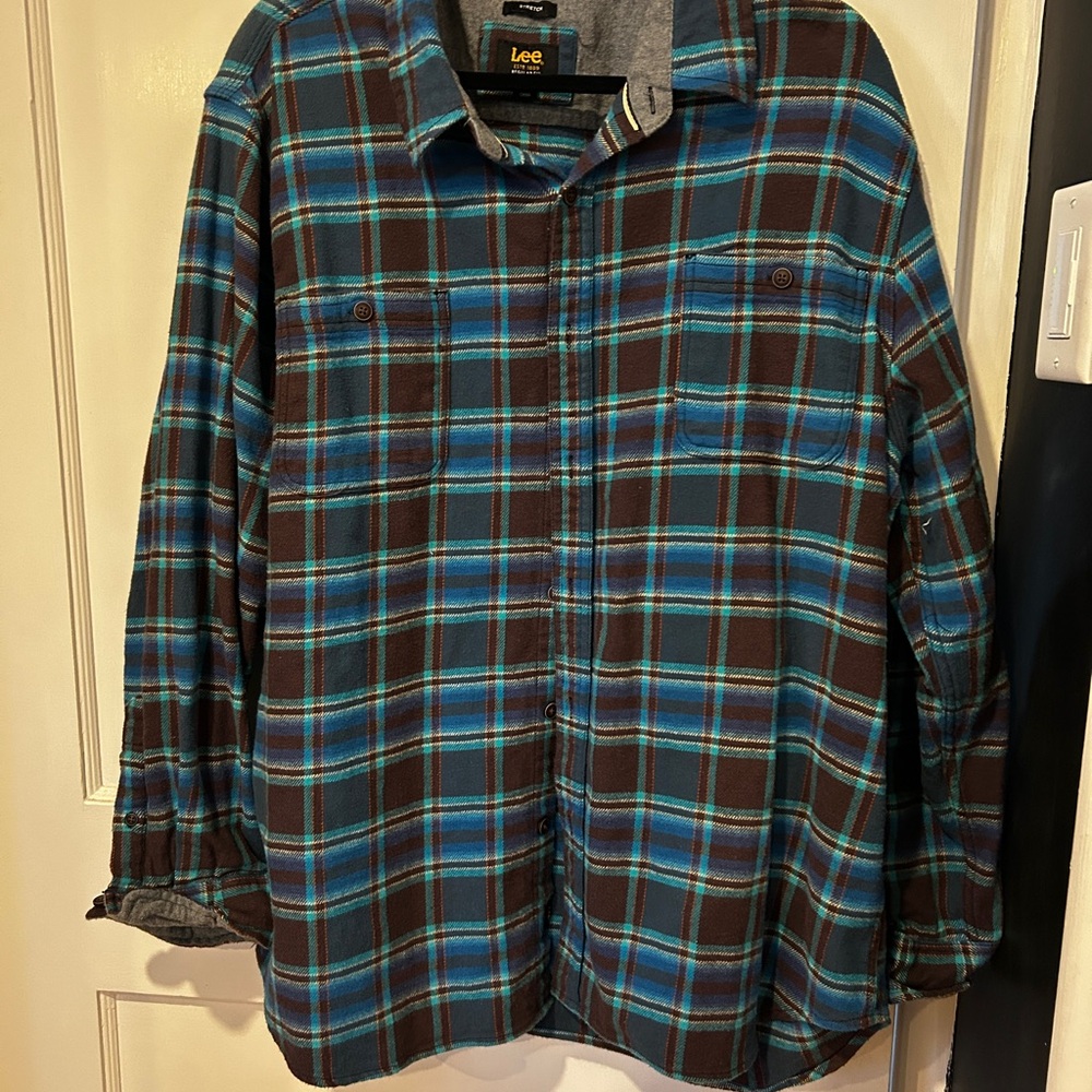 Lee Men's Plaid Shirt Jacket in Blue and Brown